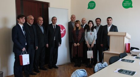 Студенты-отличники Азербайджанского технического университета получили награды от Nar