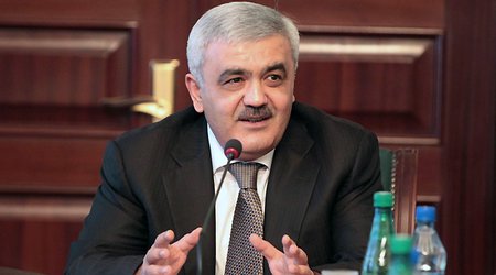 Rövnəq Abdullayev: "AZAL birinci diviziona düşə bilər"