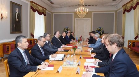 Состоялась встреча президентов в расширенном составе