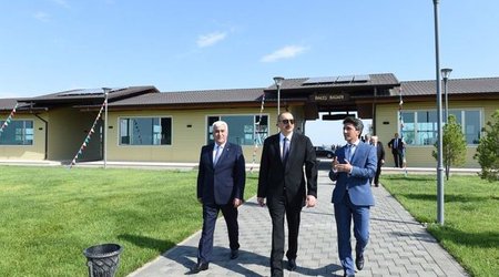 Ильхам Алиев в Пираллахы - ОБНОВЛЕНО