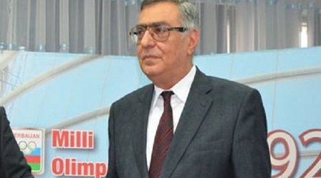 Рамиль Гулиев не может вернуться в Азербайджан