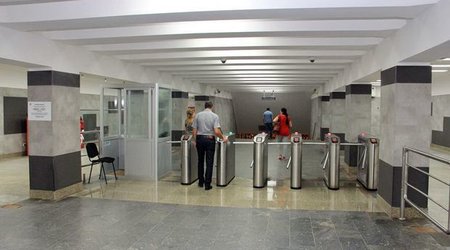 Завершился ремонт вестибюлей на станции «Нефтчиляр»