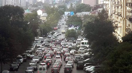 Баку с утра встал в пробках