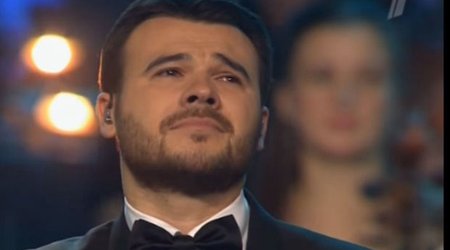 Emin Ağalarov Müslüm Maqomayevə həsr olunmuş konsertdə kövrəldi – VİDEO