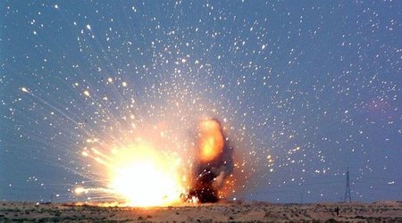 Военнослужащие подорвались на мине