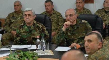 Саргсян собрал военных в Ханкенди