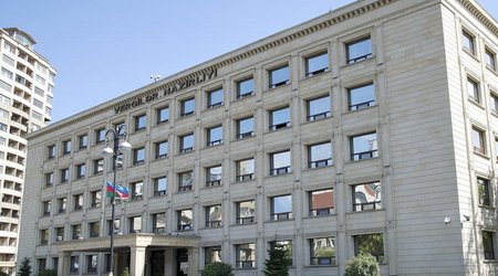Vergilər naziri yeni müşavir təyin etdi 