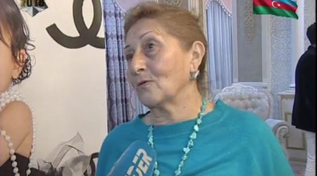 Elzanın anası: "Ona şeir yazmağı qadağan etmişdim"