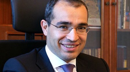 Cabbarov nazirliyə “Naz-Lifan”la gəlir