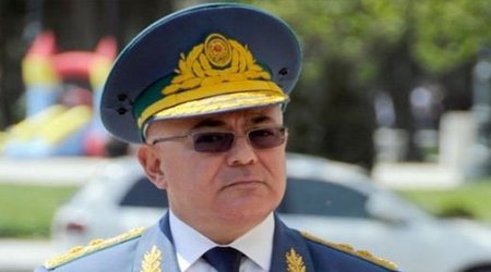 Gömrük Komitəsinin səlahiyyətləri iki qurum arasında bölünür: həbslər ola bilər