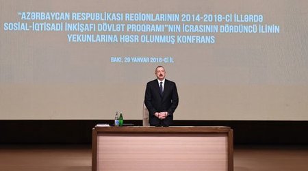 İlham Əliyev məmurları topladı