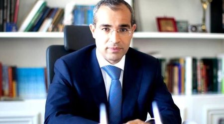 Mikayıl Cabbarov icra başçısının oğlunu işdən çıxartdı