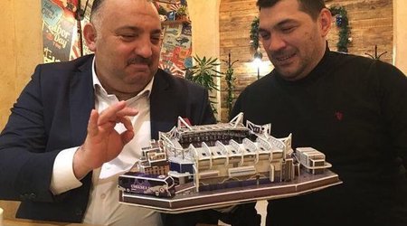 Азербайджанский судья готовит макеты известных стадионов