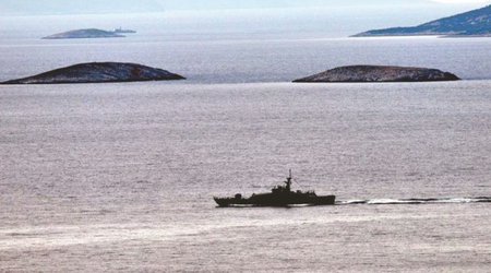 Столкновение боевых судов Турции и Греции в Эгейском море