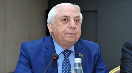 “Günorta saat 1-də yuxudan dururlar və istəyirlər yaxşı yaşasınlar” – Hadi Rəcəbli