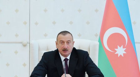 İlham Əliyev nazirləri topladı