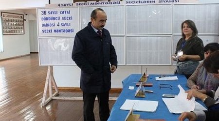 Əli Həsənov və Mədət Quliyev səs verdi