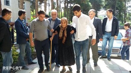 Üç əsrin şahidi səs verdi