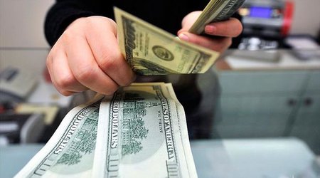Dollar almaq istəyənlərin nəzərinə