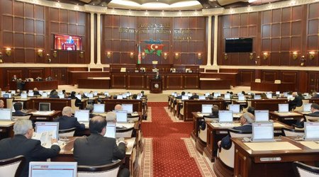 Bu deputatlar mandatlarından məhrun edilir
