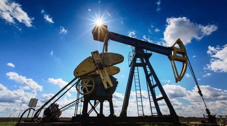 Нефти предрекли цену 100 долларов за баррель