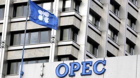Страны ОПЕК решили нарастить добычу нефти