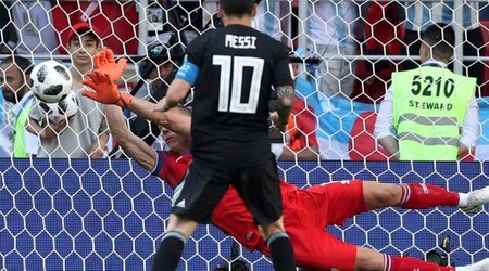 DÇ-də Messinin penaltisini dəf edən qapıçı "Qarabağ"da