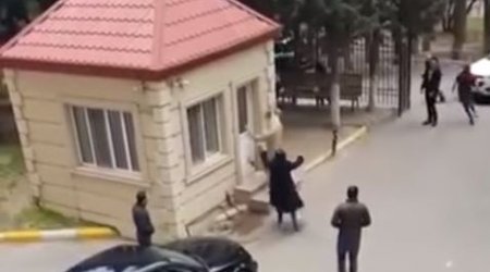 Bakıda bıçaqla komendanta hücum edən trans azadlığa buraxıldı - VİDEO
