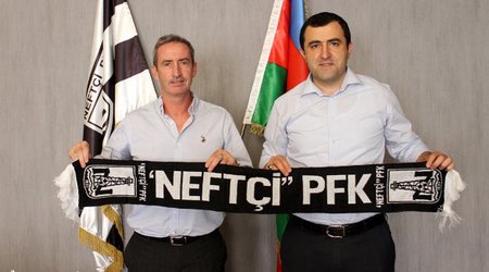 Английский тренер в футбольном клубе «Нефтчи»