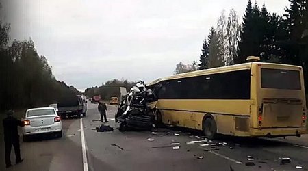 Dəhşətli qəza: Avtobusla mikroavtobus toqquşdu - 13 ölü/VİDEO