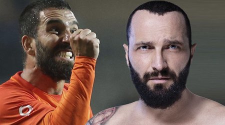 Arda Turan türk müğənninin burnunu sındırdı