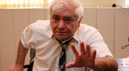 “Onu Dilçilik İnstitutuna məsləhətçi təyin etsinlər” - Deputat nazirin çıxışından danışdı - VİDEO