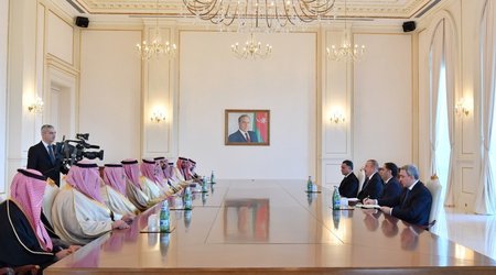 Ильхам Алиев принял министра внутренних дел Саудовской Аравии