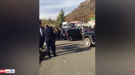Azərbaycanda yaxalanan erməni diversanta görə Ermənistanda yolu bağladılar – Video