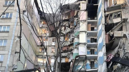 В России после взрыва обрушился жилой дом, есть жертвы - ВИДЕО