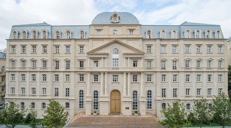Azerbaijan's Finance Ministry to auction manat bonds