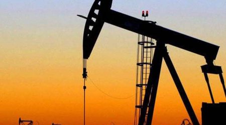 Азербайджанская нефть продолжает падать в цене