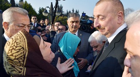 “Mənə verilən məktubların hər birinə baxılacaq” - Prezident - VİDEO