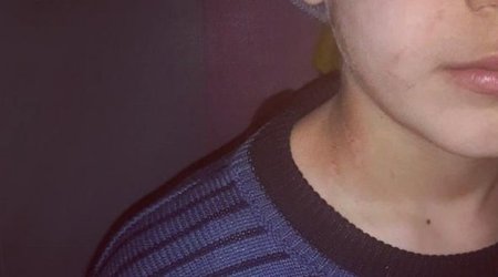 Bakıda qadın uşağını görün nəyə görə vəhşicəsinə döyüb - FOTOLAR