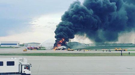 “Şeremetyevo”da yanan təyyarənin içərisindən çəkilmiş dəhşətli anlar - VİDEO