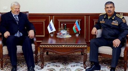 Закир Гасанов встретился с Каспшиком