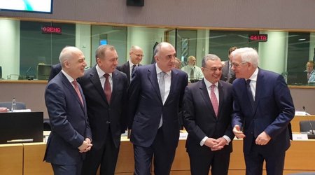 Мамедъяров и Мнацаканян встретились в Брюсселе