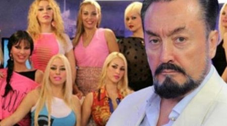 Adnan Oktarın həbsxanadan — YENİ FOTOLARI YAYILDI