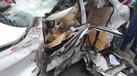 Bakıda ata və oğulun öldüyü ağır yol qəzasının görüntüləri - FOTO + VİDEO