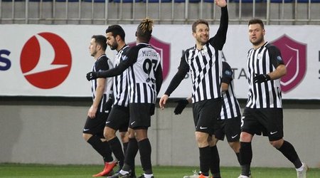 Daha bir futbolçu “Neftçi”dən getdi