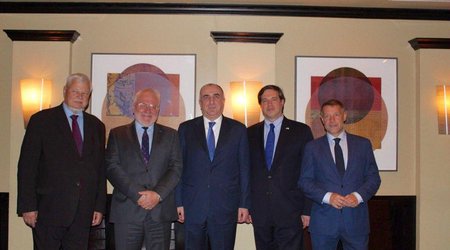 Elmar Mammadyarov and OSCE MG Co-Chairs start meeting in Washington