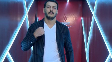 Zabit Səmədovun yarım milyonluq avtomobili (FOTO)