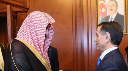 Премьер-министр Азербайджана встретился с министром юстиции Саудовской Аравии