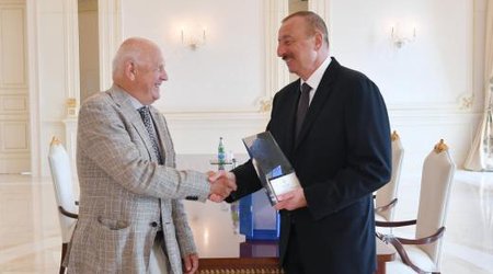 Президент Азербайджана принял в Баку главу Европейского Олимпийского комитета