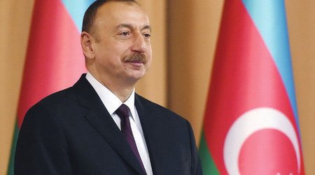 Президент Алиев поздравил Бориса Джонсона